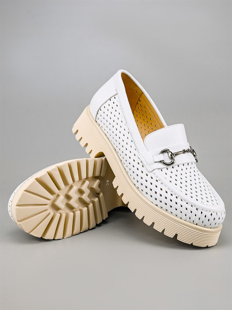 Лоферы женские летние