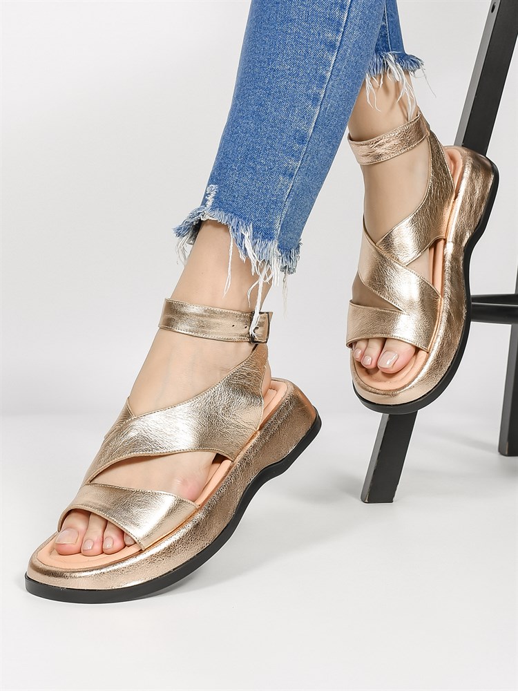 Босоножки женские