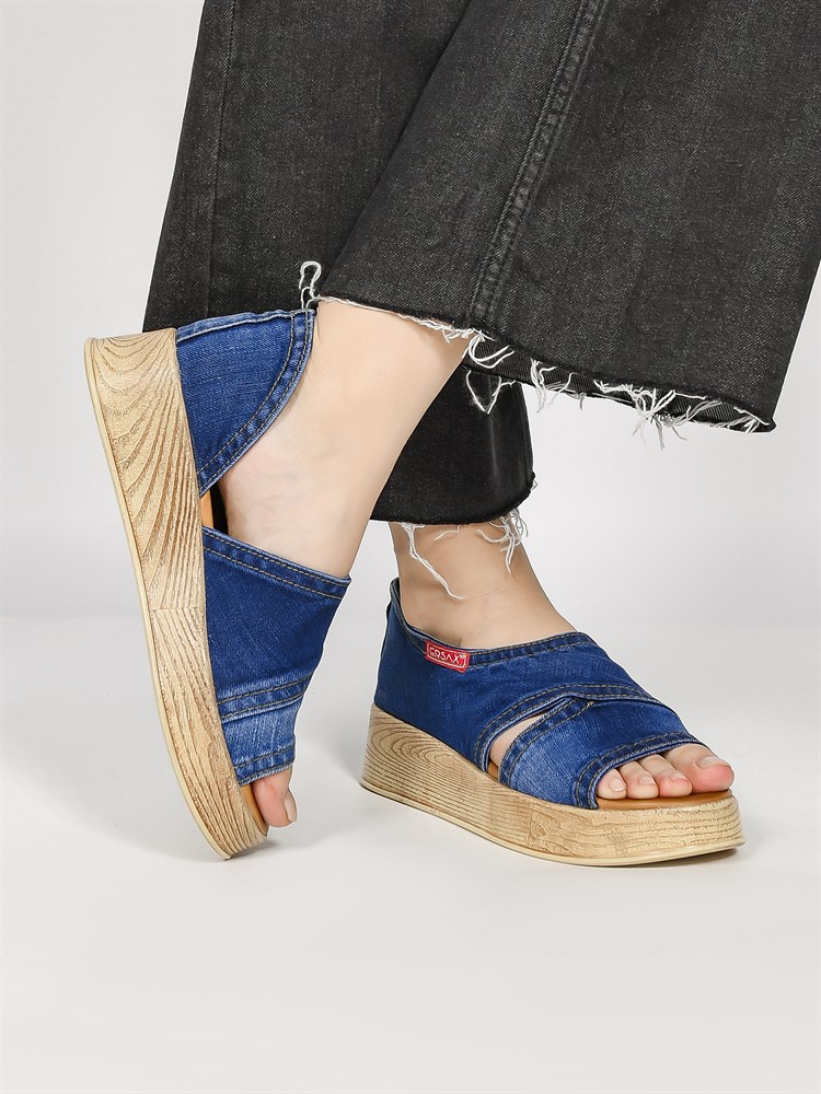 Босоножки женские