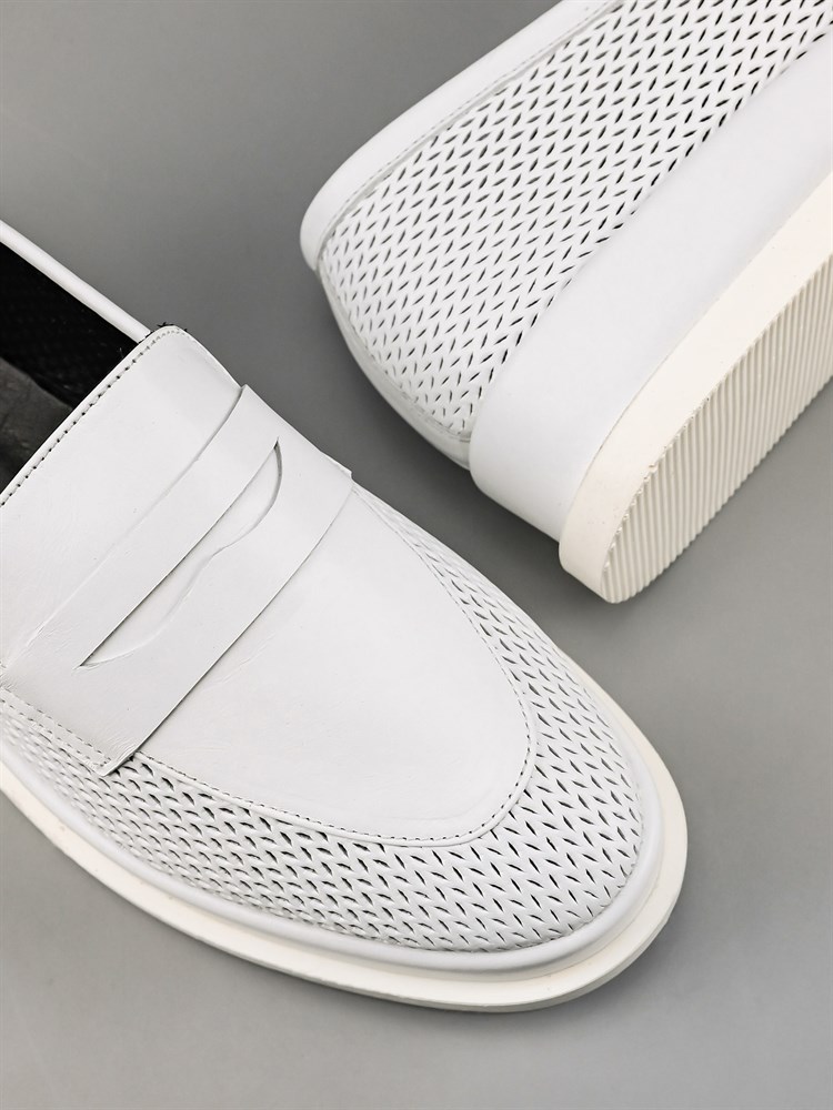 Лоферы женские летние