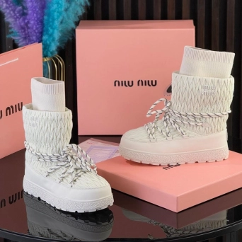 Дутики женские MIU MIU зимние кожаные белые UB2750