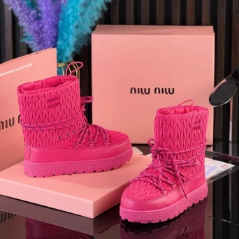 Дутики женские MIU MIU зимние кожаные малиновые UB2752