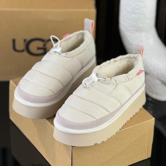 Дутики женские короткие UGG зимние текстильные молочные 36-40 BU2819