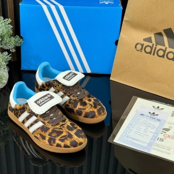 Кроссовки женские ADIDAS кожаные леопардовые 36-40 Кроссовки женские ADIDAS кожаные леопардовые 36-40 BU2792