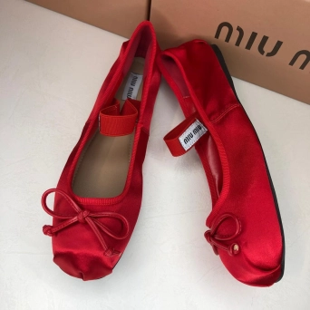 Балетки женские MIU MIU на лето атлас красные BU2946