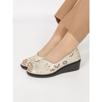 Туфли женские летние натуральная кожа бежевые 196-113-02 Туфли женские летние натуральная кожа бежевые 196-113-02