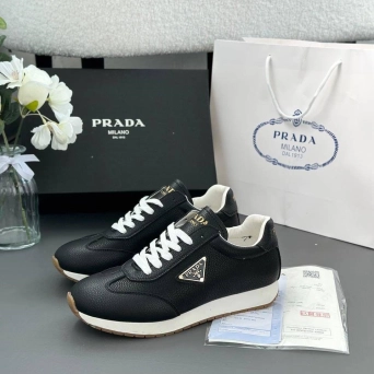 Кроссовки женские PRADA спорт натуральная кожа черные PR3072