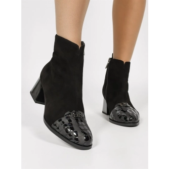 Ботинки женские демисезонные натуральная замша черные 3018B